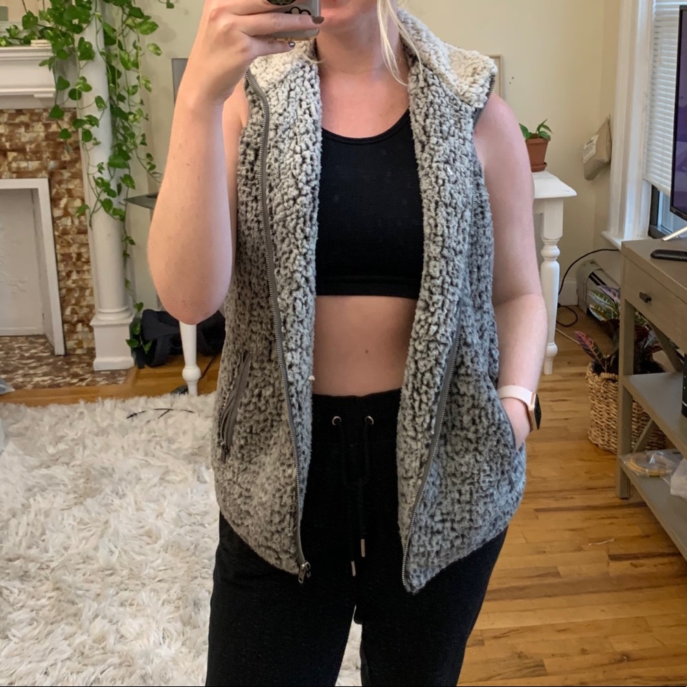 Thread and supply fuzzy vest